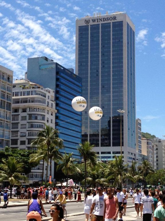 Apartamento Completo Na Praia De Copacabana 02 Quartos Com Vista Lateral Mar Em Andar Alto, Ar, Wifi , Netflix, Pauloangerami Rmvc18 Rio de Janeiro Eksteriør billede