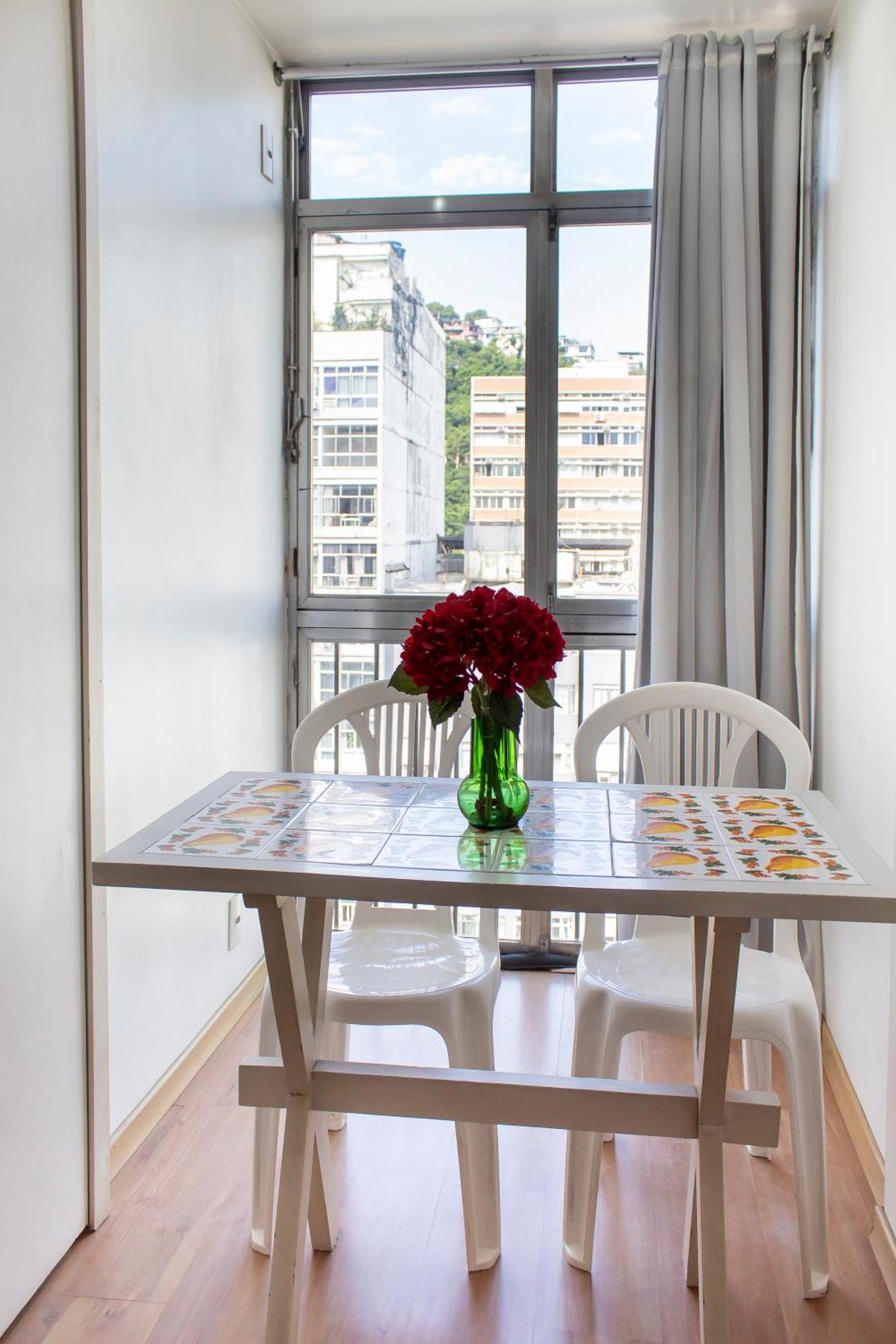 Apartamento Completo Na Praia De Copacabana 02 Quartos Com Vista Lateral Mar Em Andar Alto, Ar, Wifi , Netflix, Pauloangerami Rmvc18 Rio de Janeiro Eksteriør billede