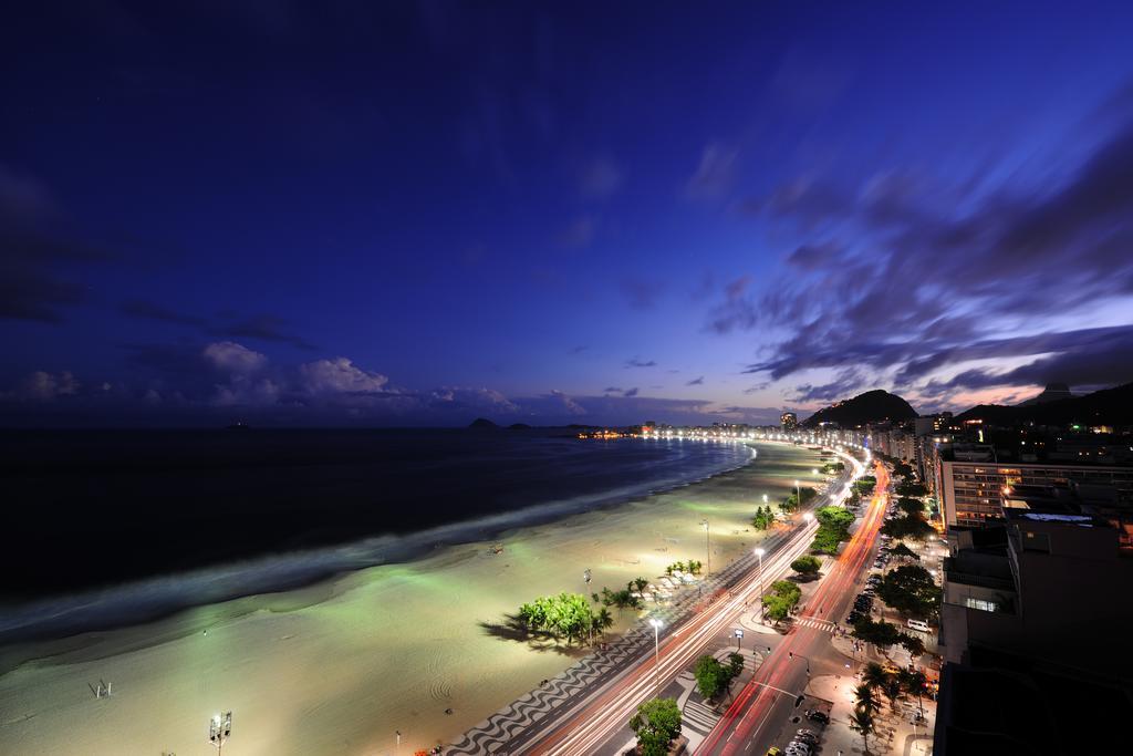 Apartamento Completo Na Praia De Copacabana 02 Quartos Com Vista Lateral Mar Em Andar Alto, Ar, Wifi , Netflix, Pauloangerami Rmvc18 Rio de Janeiro Eksteriør billede